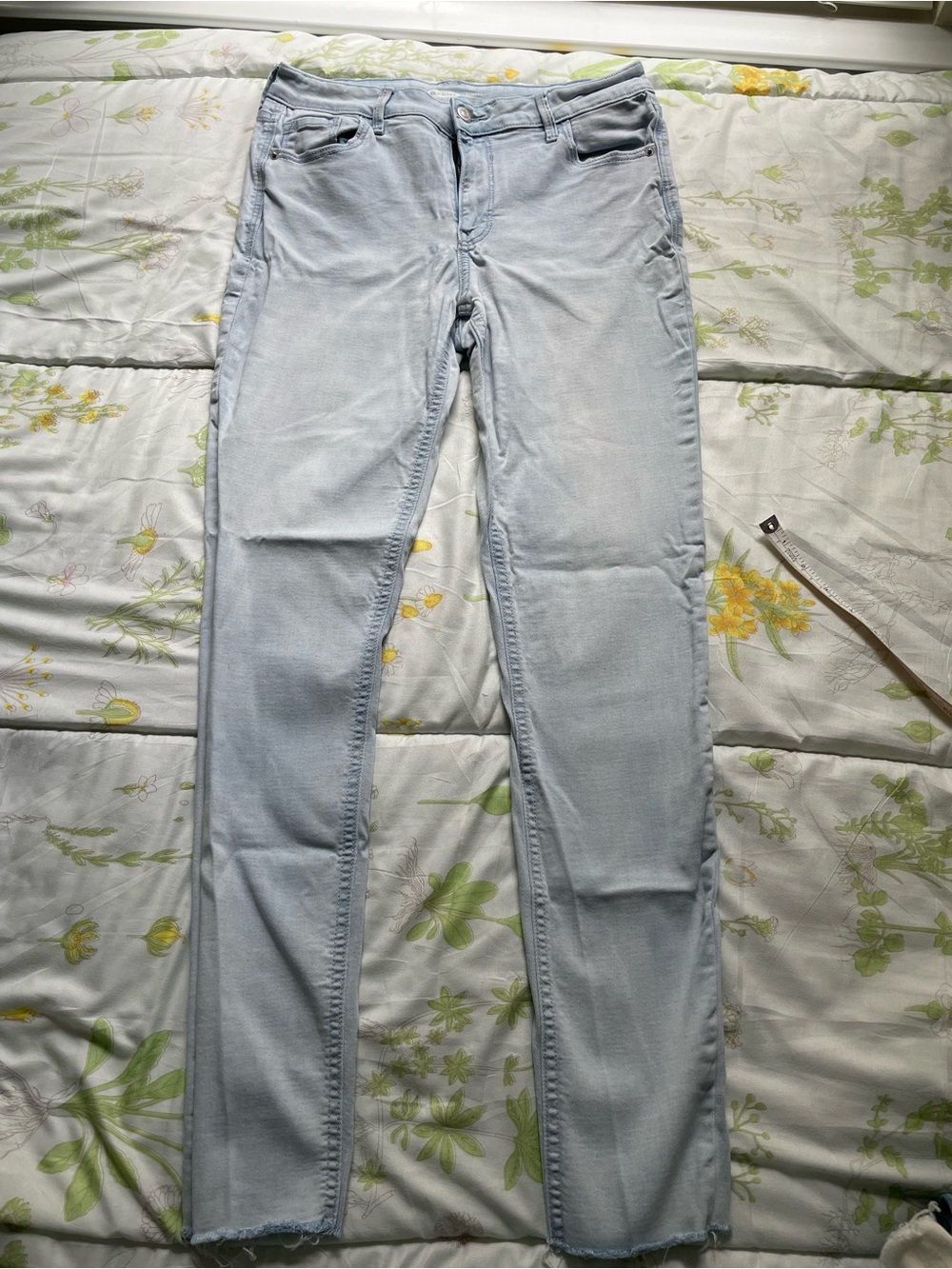 Old Navy Rockstar Light Wash Skinny Jeans
